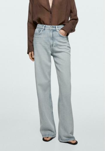Прямые джинсы