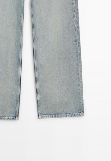 Прямые джинсы