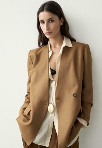 Короткое пальто