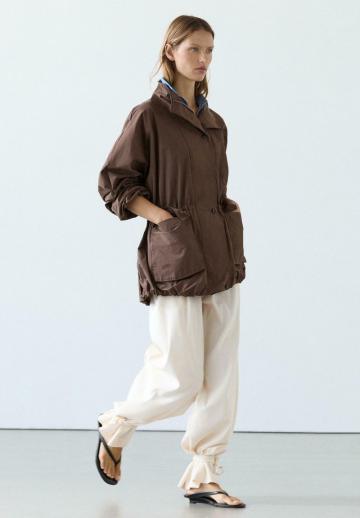 Короткое пальто