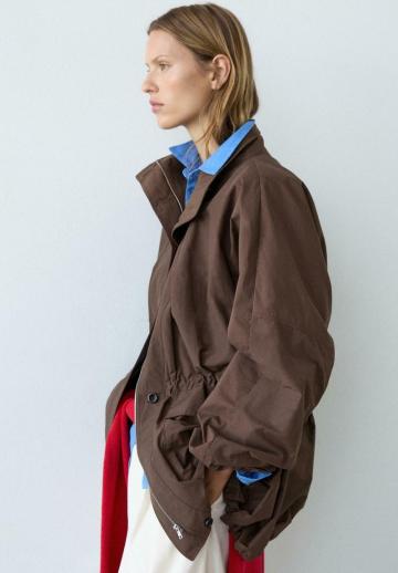 Короткое пальто