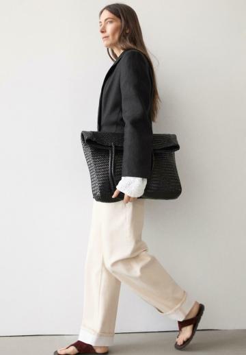 Короткое пальто