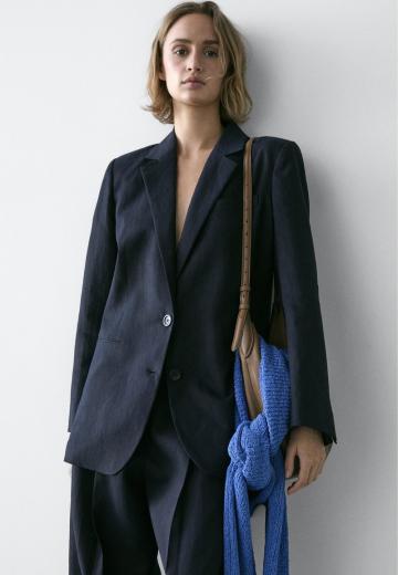 Короткое пальто