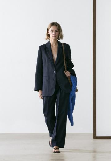 Короткое пальто