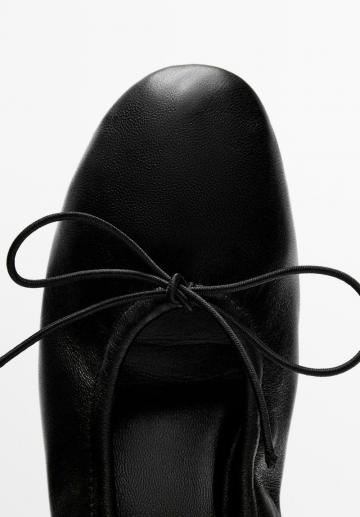 Туфли с высоким носом