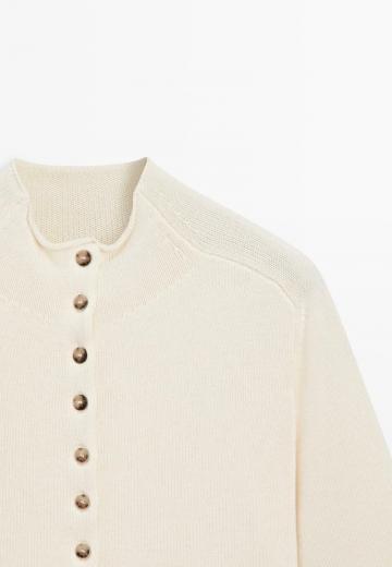 Вязаная кофта