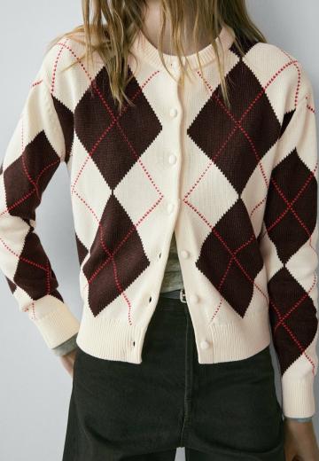 Вязаная кофта