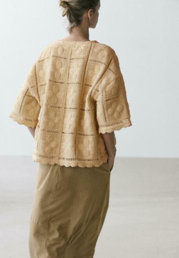 Вязаная кофта