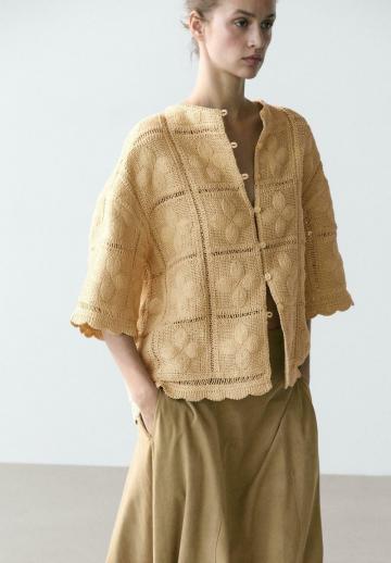 Вязаная кофта