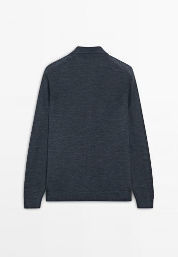 Вязаная кофта