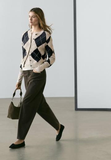 Вязаная кофта