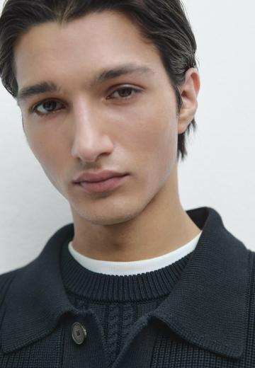 Вязаная кофта