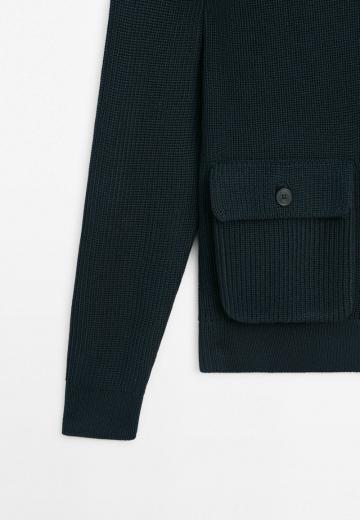 Вязаная кофта