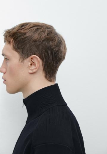 Вязаная кофта