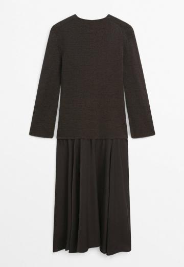 Вязаное платье