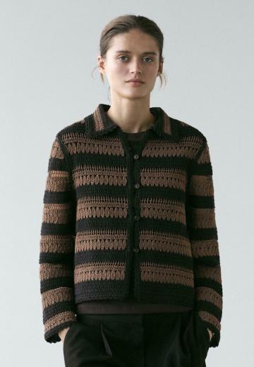 Вязаная кофта