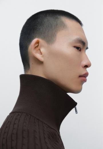 Вязаная кофта