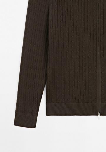 Вязаная кофта