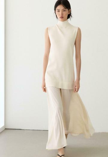 Вязаное платье