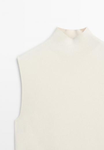 Вязаное платье