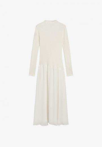 Вязаное платье