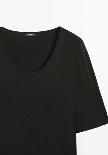 Вязаное платье