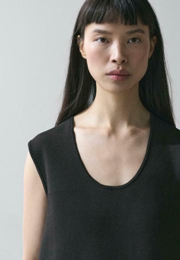 Вязаное платье