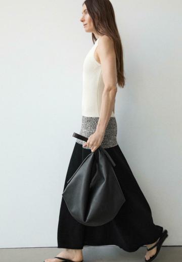 Вязаное платье