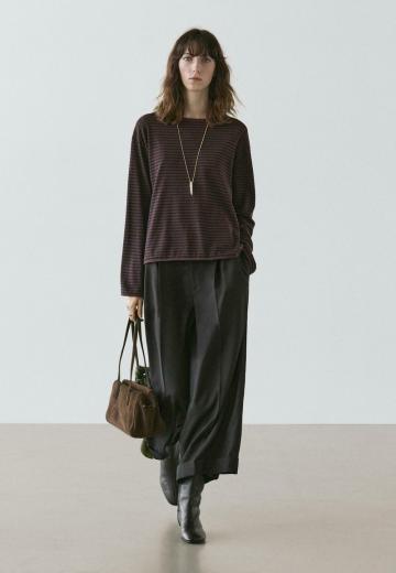 Пуловер в полоску