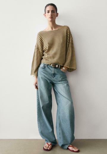 Пуловер в полоску