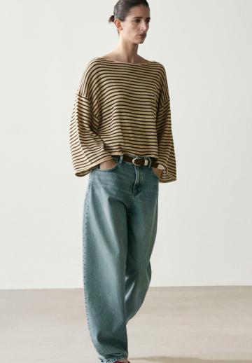 Пуловер в полоску