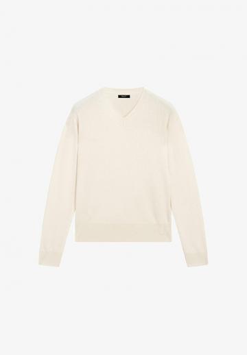 Пуловер с вырезом V