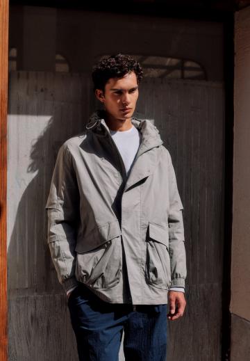 Короткое пальто