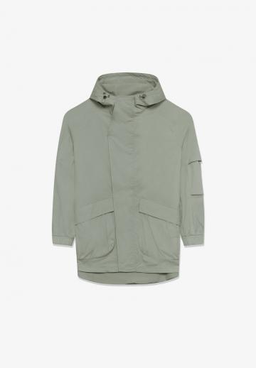 Короткое пальто