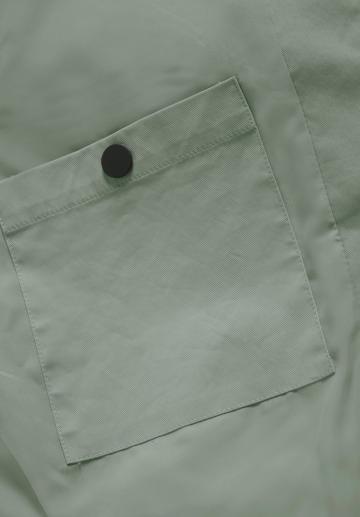 Короткое пальто