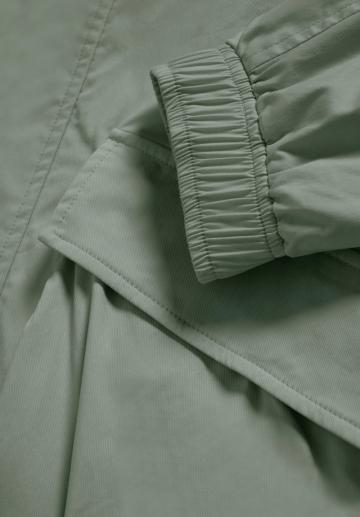 Короткое пальто