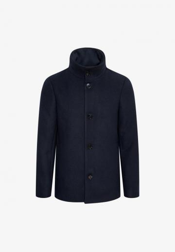 Короткое пальто