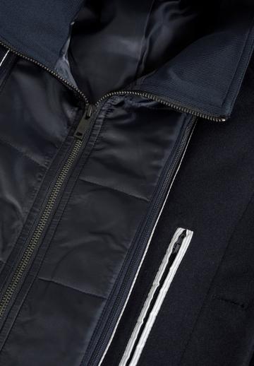 Короткое пальто