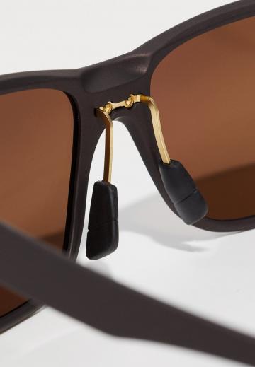 Солнечные очки