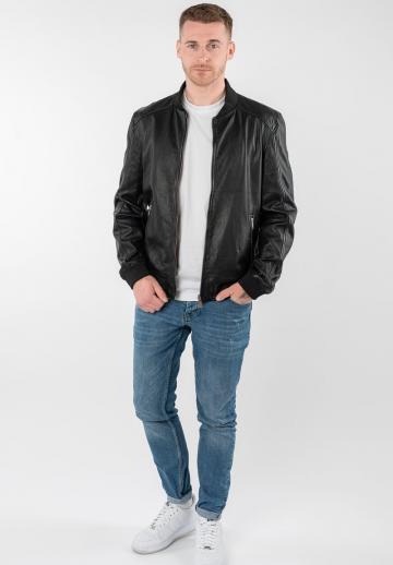 Кожаная куртка