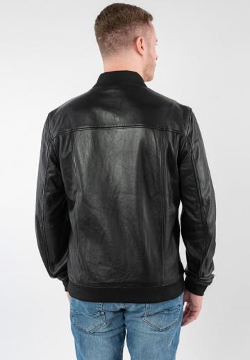 Кожаная куртка