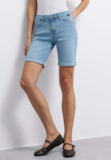 Джинсовые шорты