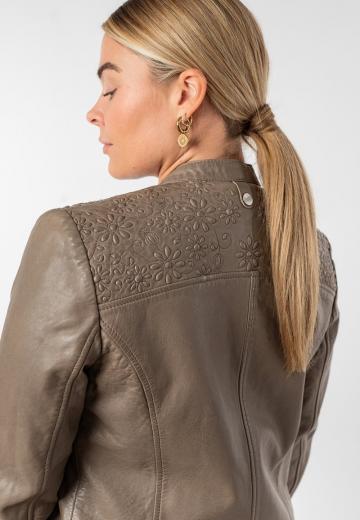 Кожаная куртка