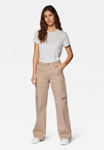 Брюки с накладными карманами
