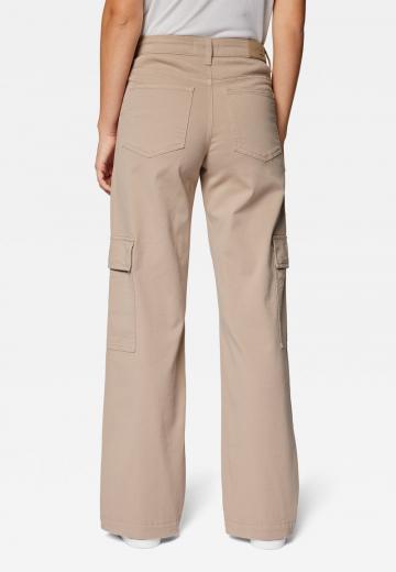 Брюки с накладными карманами