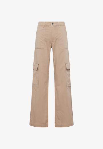 Брюки с накладными карманами