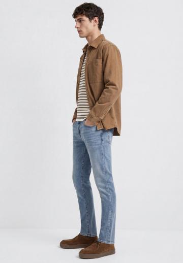 Узкие джинсы