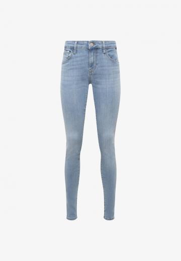 Узкие джинсы