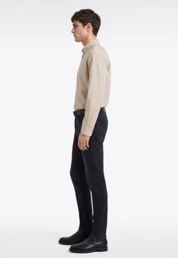 Узкие джинсы