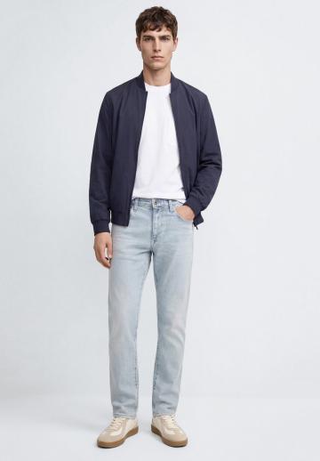 Прямые джинсы